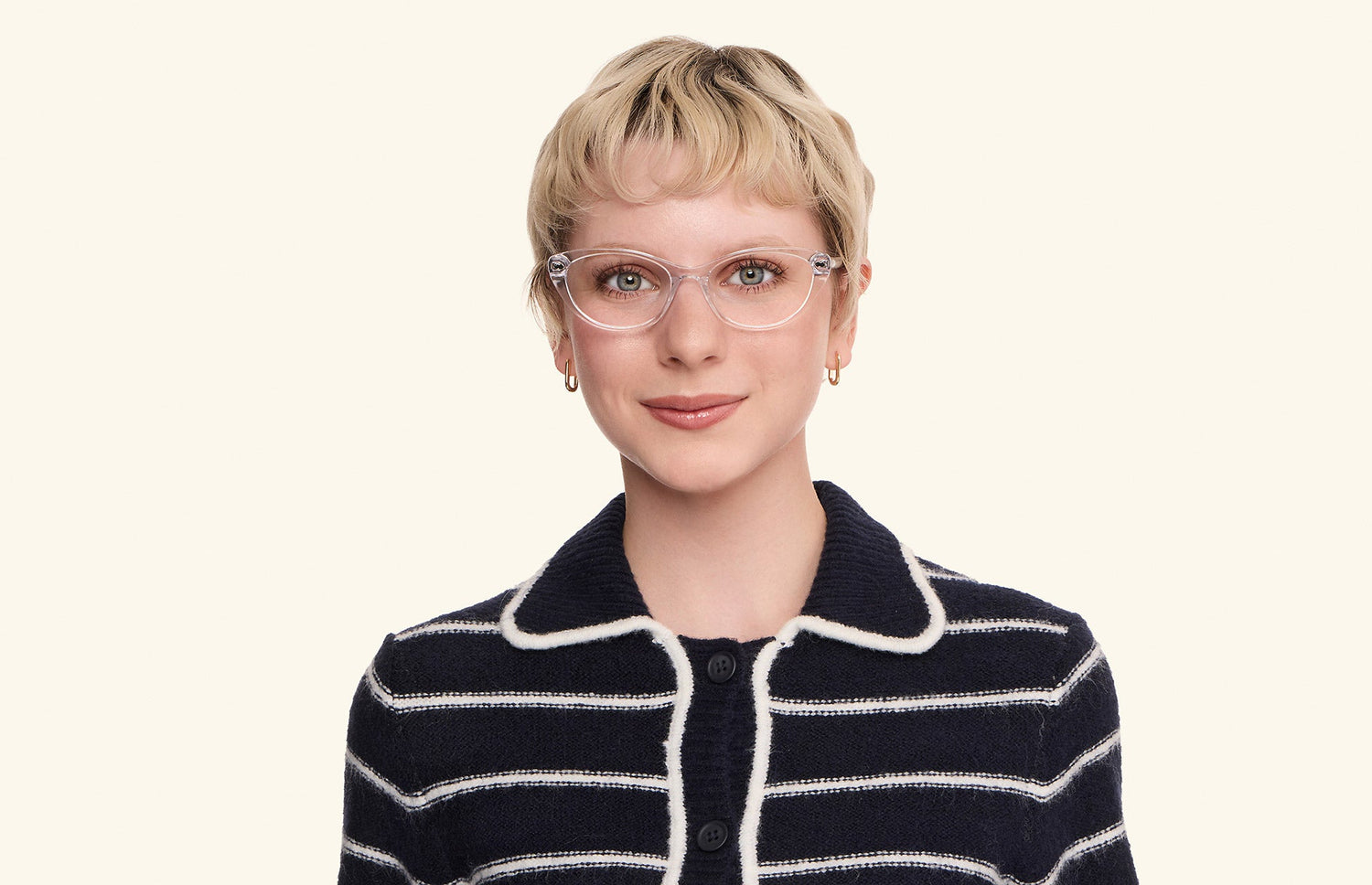 The ella - Lensless - LifeStyle 1 - Pair Eyewear
