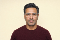 The Casper - LifeStyle Thumbnail 1 - Pair Eyewear