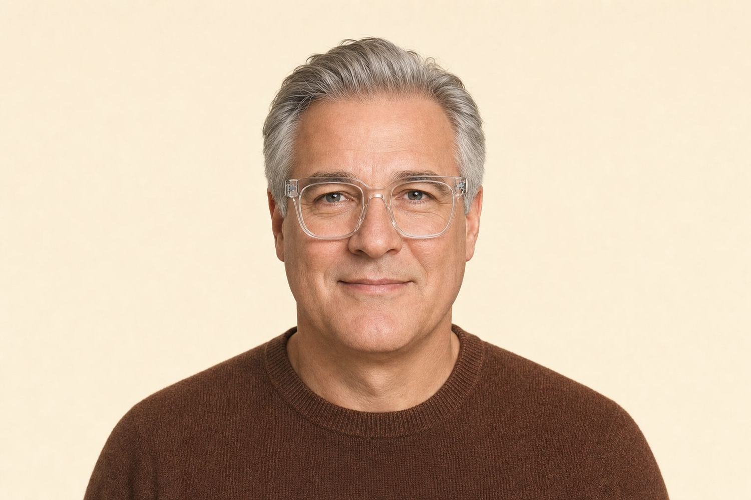 The Murphy - LifeStyle 1 - Pair Eyewear