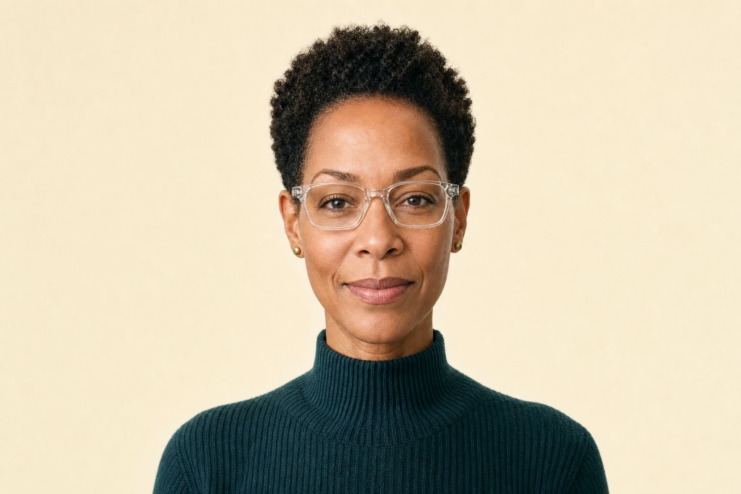 The Finley - LifeStyle 1 - Pair Eyewear