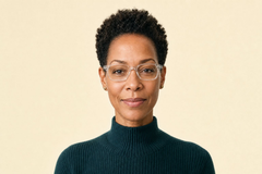 The Finley - LifeStyle Thumbnail 1 - Pair Eyewear