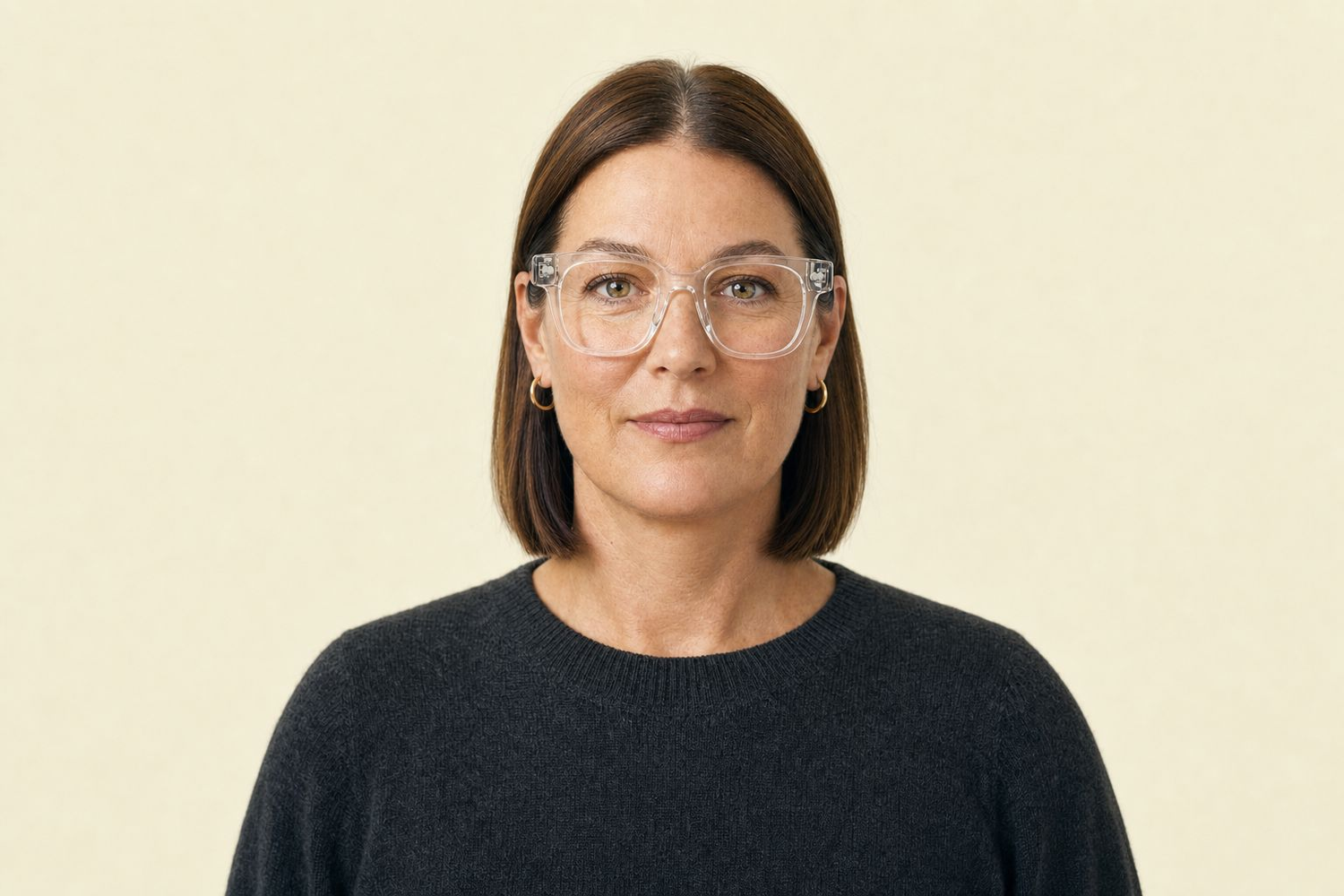 The Murphy - LifeStyle 1 - Pair Eyewear